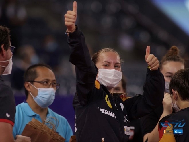 Annett Kaufmann EM 2021 thumb up